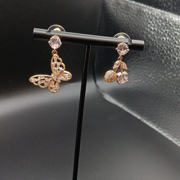 New 2 Pairs Butterflys Earrings Sets By Yaduda. New - Picture 3 of 10
